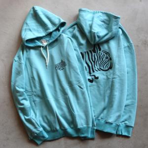 テス パーカー TES ゼブラ ブヒ オーガニック コットン パーカー ZEBRA BUHI ORGANIC COTTON SWEAT PARKA ターコイズ TURQUOISE 2023秋冬新作｜charger