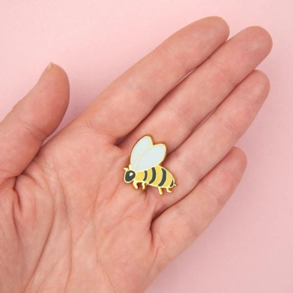 ククシュゼット 正規商品 ピンバッジ ブローチ かわいい おしゃれ フランス 個性的 Coucou ...