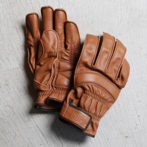 デウス グローブ DEUS EX MACHINA  GRIPPING GLOVES  ブラウン BROWN｜charger