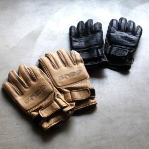 DEUS EX MACHINA（デウスエクスマキナ） SALE 30%OFF デウス グローブ