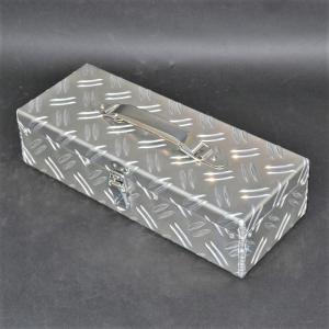 日本製・5年保証付＞アルミチェッカーボックス 幅833mm【固定用リング