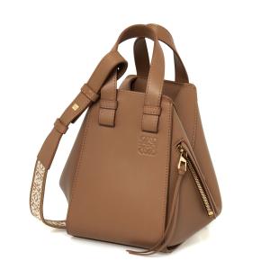 LOEWE（ロエベ） ラウンドファスナー長財布 109N54.F13 1100 CALF SKIN