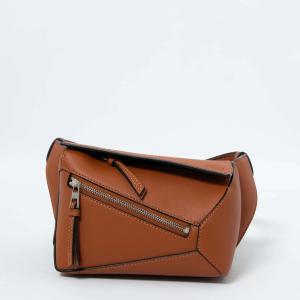 LOEWE（ロエベ） バッグ ボディバッグ PUZZLE SMALL BUMBAG パズル