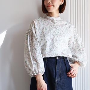 リバティ ブラウス　ぽわんと袖ブラウス　＜セオ＞シャツブラウス　バルーン袖　ゆったり　楽ブラウス　リバティプリント　フリー　日本製