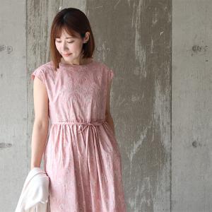 リバティ ワンピース　 ボートネック フレンチスリーブ　＜クイーンヘラ＞ ピンク系　着やせ　大人ワンピ　リバティプリント　大人服　国産　