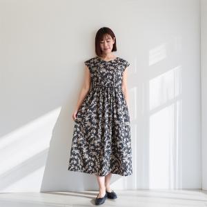 リバティ ワンピース Vデザイン フレンチスリ...の詳細画像1