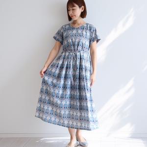 リバティ ワンピース ＜アイアンシ＞レディース 半袖 Vネック フレア タック 細見え 体型カバー 上品 きれいめ 通勤 フォーマル