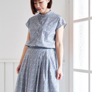 リバティ 上品キレイめセットアップ ＜プリムラ＞　スリムスリーブブラウス＆スカート 2点セット　ブルー系 　上品　きれいめ