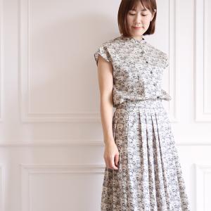 リバティ 上品キレイめセットアップ ＜ペネロペスダンス＞　スリムスリーブブラウス＆スカート 2点セット　ブルー系 　上品　きれいめ