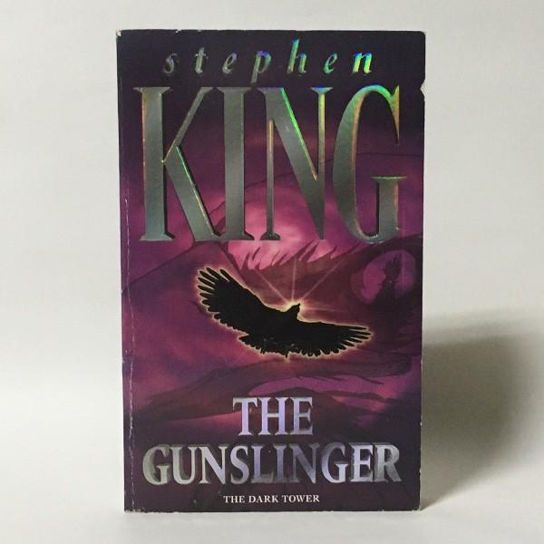 The Gunslinger（洋書：英語版 Mass Market Paperback）