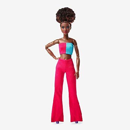 特別価格Barbie Looks Doll with Natural Black Hair in C...