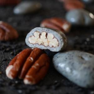 黒胡麻ピーカンナッツチョコレート(100g/袋...の詳細画像3