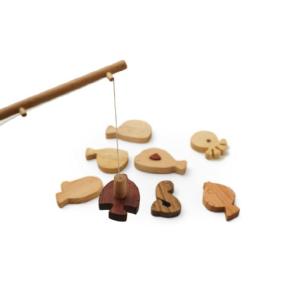 スプソリ 木のおもちゃ 魚釣り おもちゃ 木製 つりざお 磁石つきお魚８個入り ch-01の商品画像