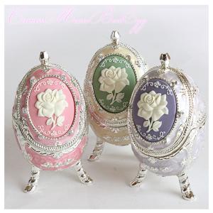 カメオ オルゴール 宝石箱　エッグ　(ot)　ピンク パープル