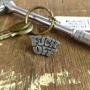 バイカー ピンズ FUCK OFF ファックオフ ピンバッチ ピンバッジ PINS アイアン アメリカン雑貨｜choppers