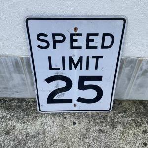 ヴィンテージ 看板 [HR-5] SPEED LIMIT25マイル 速度制限 ストリートサイン アメリカン雑貨 ロードサイン ガレージ｜choppers