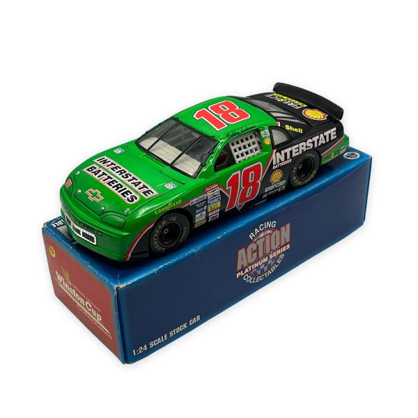 [32] 1/24 NASCARコレクタブルミニカー [#18 INTERSTATE Monte C...