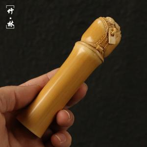 の名家李攀純の手作り立体透かし彫り円形彫刻ソリッド竹把件『君の如意を包む』