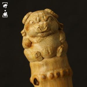 の名家李攀純の手作り一体型丸彫り「牛気天を衝く」ソリッド竹棒ハンドル