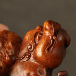 作り精巧彫刻「貔貅」竜眼木香香炉木彫香道香炉台座の詳細画像2