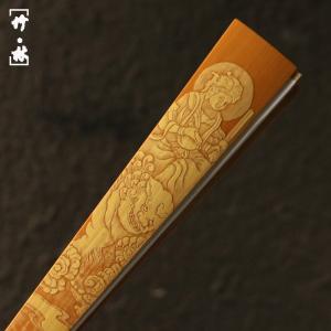 東陽の名家・戚有良純の手による青彫刻「文殊普賢」図老玉竹扇骨男子1尺