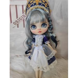 アイシーぬいぐるみは多肉で化粧直しをしています。