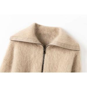 セーラー服 ふわもこジップアップハイネックセーターの詳細画像1