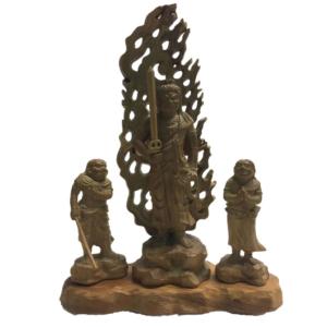 大黒天像 福ねずみを従えた 高さ15.6cm 木彫 太極図と四神を彫刻 箱台