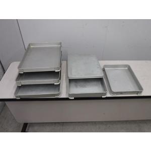 アカオ 硬質アルミ 標準バット 4号 : モノタス業務用厨房用品専門店