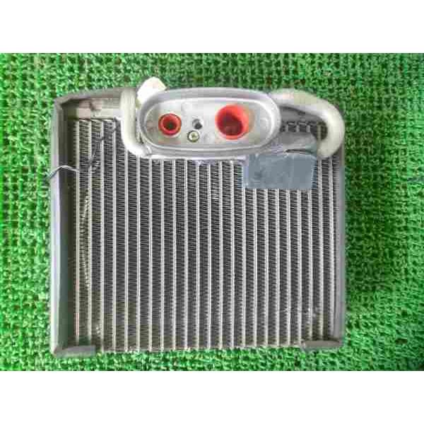 .(530046）平成13年式　シーマ GF50 エバポレーター　27280-AG005