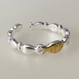 リング レディース 指輪 お魚 フィッシュ 魚 魚群 水族館 1連 ゴールド シルバー おさかな フリーサイズ オープンリング アクセサリー