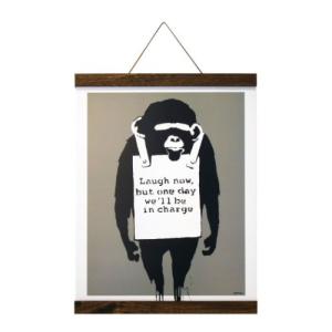 バンクシー インテリア ポスター ＆ ポスターハンガー セット Logom ラゴム Banksy Laugh Now(Brown Hanger style)｜cinemacollection