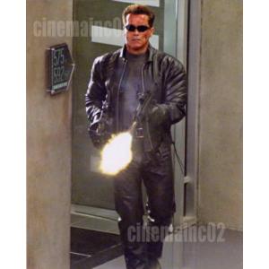 ゲイリー・オールドマン/『ハリー・ポッター』前を見つめるシリウス