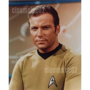 海外ドラマTOS『スタートレック 宇宙大作戦』黄服のカーク船長(ウィリアム・シャトナー)上半身写真