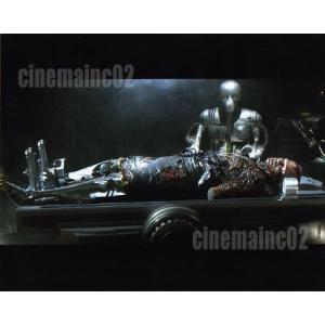 ハリソン・フォード/『スター・ウォーズ』ブラスター DL-44を持ち