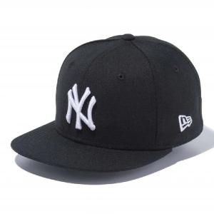 ニューエラ Child 9FIFTY ニューヨーク・ヤンキース ブラック ホワイト ブラック ホワイト New Era CHILD 950 NEYYAN BLK SWHT 23J NEW YORK YANKEES CHLD｜cio