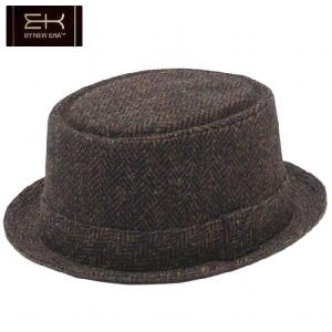 イーケーバイニューエラ ハット シリーズ81 ザ ポークパイ ウール ハリスツイード ブラウン EK by New Era Hat Series 81 The Porkpie Harris Tweed Brown｜cio