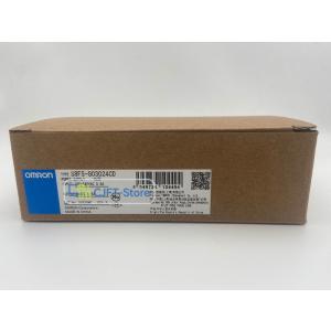 ☆ 新品 KEYENCE キーエンス 12型カラー タッチパネル VT5-X12 : CJFT