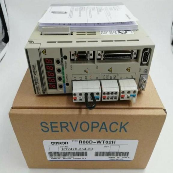 ☆ 新品 OMRON/オムロン R88D-WT02H サーボドライバー