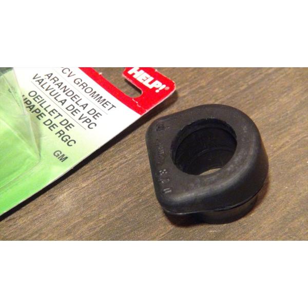 PCVバルブグロメット 1個 DORMAN 96-99 VORTEC C1500 K1500 サバー...