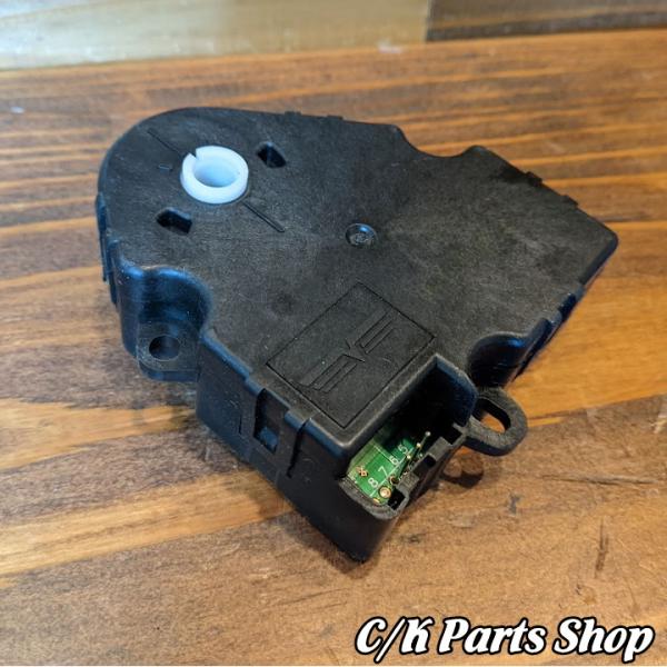 ブレンドドアアクチュエーター 内外気切り替え 社外品 バルブ モーター 95-99年 C1500 K...