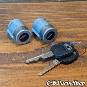 アウタードアハンドル 95-99y フロント右 社外品 アウターハンドル