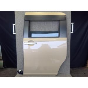 ムーヴキャンバス 5BA-LA800S リア 左 ドア リヤ L SA3 T32  M2L2 670...