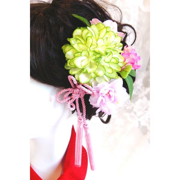 ヘッドアクセサリー　グリーンのダリア　ウエディング　成人式にも！