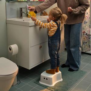 IKEA イケア 子ども用スツール ホワイト ...の詳細画像1