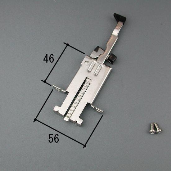 三協 アルミ 旧立山 アルミ 雨戸部品:雨戸パネル:雨戸錠（サル）:雨戸錠下サル(WA1378N0-...