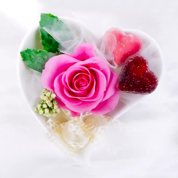 プリザーブドフラワー 送料無料 お祝い 誕生日 枯れない花 シュガーハート プレゼント インテリア ...