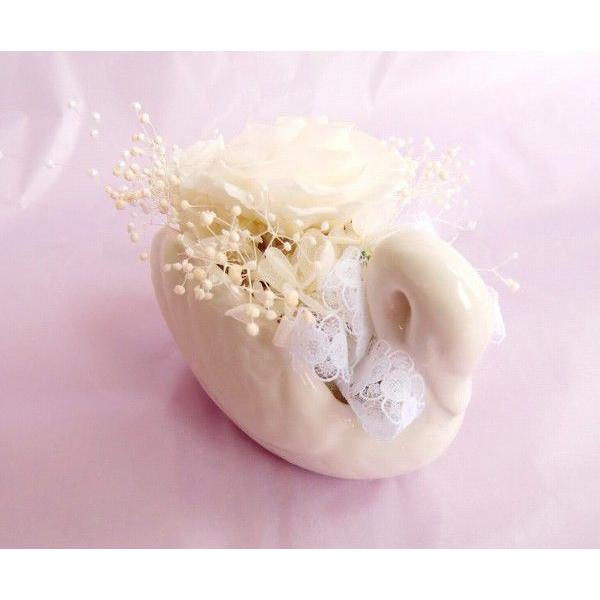 プリザーブドフラワー 送料無料 お祝い 誕生日 枯れない花 バラ 白鳥 スワン プレゼント インテリ...