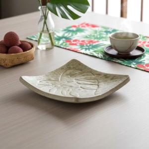 Kahiko（カヒコ） ラスト1点 プレート 皿 ハワイアン柄 食器 パーム