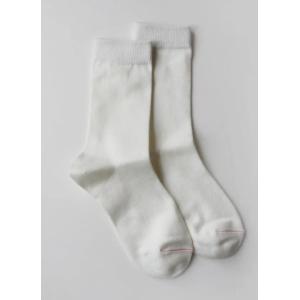 TAWARA ちょびっとウールベタ編みクルーソックス オフホワイト 白 靴下 レディース あったか ...